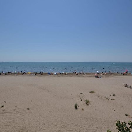 La Residence Sur La Plage Le Grau-du-Roi Exteriör bild